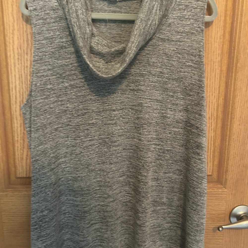 LOFT Heather Gray/Black Sleeveless Cowl Neck Top